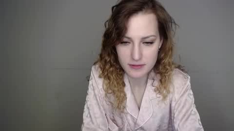 Erdbeeren mit Sahne online show from January 2025 12:30:01 PM