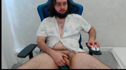 Snapshot of eren_jaeger2000 chatting on June 2026 03:41:01 AM Eren online show from June 2026 03:41:01 AM