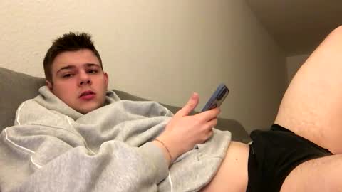 eric123754216 online show from November 2025 10:12:01 PM