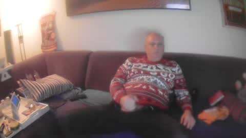 Snapshot of eric204 chatting on December 2024 09:57:02 AM Eric online show from December 2024 09:57:02 AM