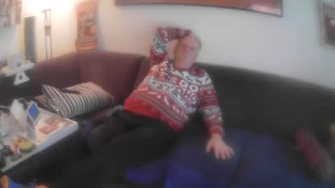 Snapshot of eric204 chatting on December 2024 01:06:02 PM Eric online show from December 2024 01:06:02 PM