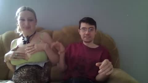 Snapshot of eric_basilio chatting on February 2025 12:28:01 PM Eric Basilio online show from February 2025 12:28:01 PM