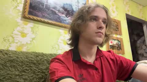 Snapshot of eric_blond chatting on September 2025 06:35:02 PM Eric online show from September 2025 06:35:02 PM