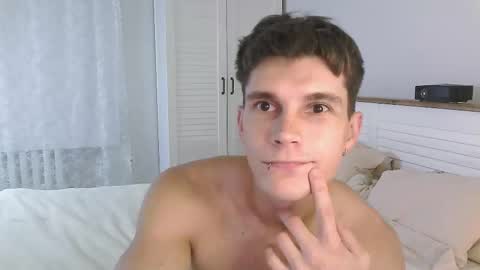 Eric Crush online show from September 2025 04:01:02 AM