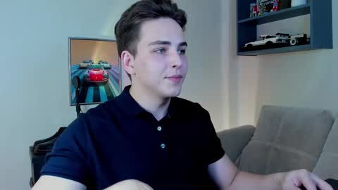 Snapshot of eric_ether chatting on October 2025 07:45:01 PM Eric online show from October 2025 07:45:01 PM