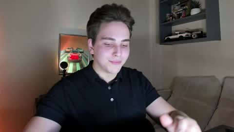 Snapshot of eric_ether chatting on November 2025 07:57:01 PM Eric online show from November 2025 07:57:01 PM