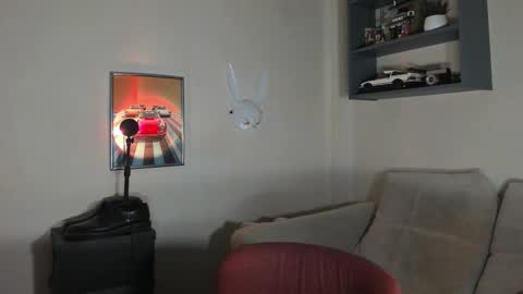 Snapshot of eric_ether chatting on November 2025 07:49:02 PM Eric online show from November 2025 07:49:02 PM