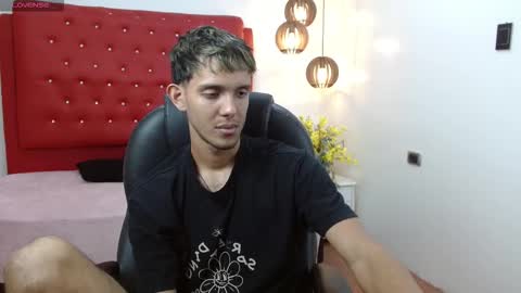 Snapshot of eric_oslo chatting on January 2026 07:08:01 PM eric_oslo online show from January 2026 07:08:01 PM