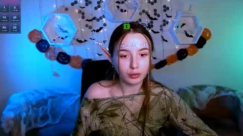 Snapshot of erica_breeze chatting on October 2025 11:00:02 AM your dear Erica online show from October 2025 11:00:02 AM