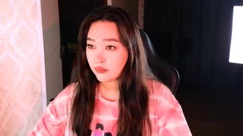 Snapshot of erica_wayne chatting on November 2025 12:38:02 PM Erica Wayne online show from November 2025 12:38:02 PM