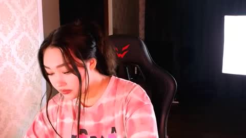 Snapshot of erica_wayne chatting on November 2025 10:26:02 AM Erica Wayne online show from November 2025 10:26:02 AM