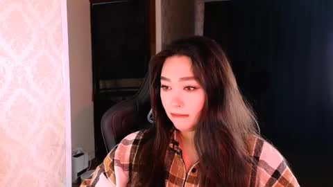 Snapshot of erica_wayne chatting on December 2025 02:27:01 AM Erica Wayne online show from December 2025 02:27:01 AM