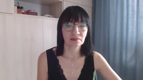 ericablack8 online show from September 2025 08:38:01 AM