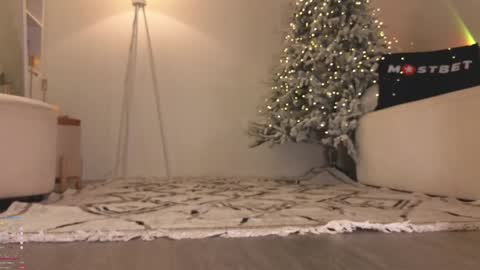 Snapshot of ericamiracle15 chatting on December 2024 12:50:02 PM Call me Erica online show from December 2024 12:50:02 PM