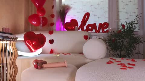 Snapshot of ericamiracle15 chatting on February 2025 04:58:01 AM Call me Erica online show from February 2025 04:58:01 AM