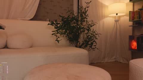 Snapshot of ericamiracle15 chatting on March 2025 03:42:02 PM Call me Erica online show from March 2025 03:42:02 PM