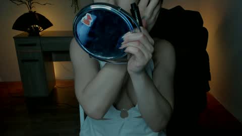 EricaPowers online show from December 2024 10:35:02 AM