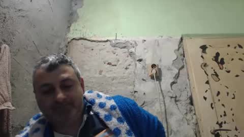 Snapshot of ericboy32 chatting on April 2026 06:36:02 PM eric online show from April 2026 06:36:02 PM