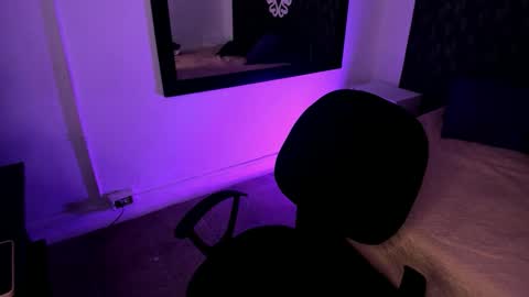 Erick  online show from March 2026 12:08:01 PM