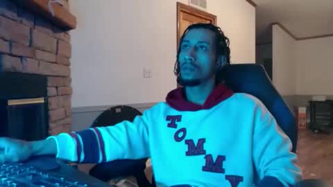 Snapshot of erick_martinezz chatting on March 2026 02:28:02 AM erick online show from March 2026 02:28:02 AM