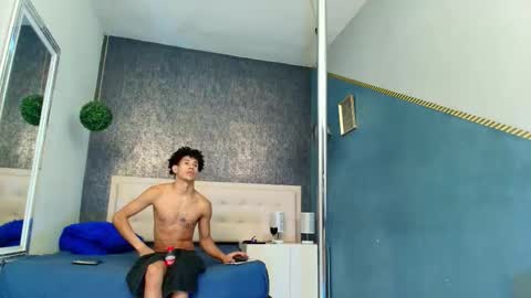   online show from October 2025 08:31:02 PM