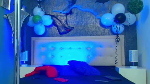   online show from October 2025 04:31:01 AM