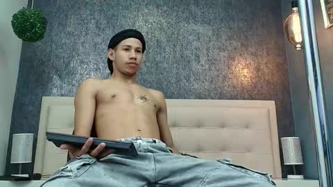   online show from March 2026 03:54:02 AM