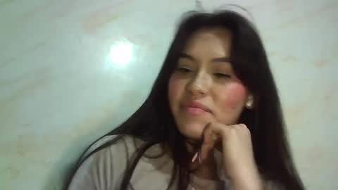 Snapshot of erika_depp chatting on April 2026 06:10:01 PM Erika online show from April 2026 06:10:01 PM