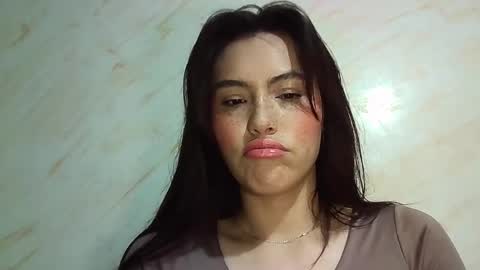 Snapshot of erika_depp chatting on May 2026 04:33:02 PM Erika online show from May 2026 04:33:02 PM