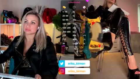 Snapshot of erika_kirman chatting on November 2025 01:54:02 PM Erika online show from November 2025 01:54:02 PM