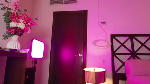 Venus Skye online show from September 2025 08:11:02 PM