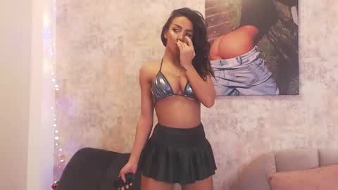 Snapshot of erikabeee1 chatting on February 2025 06:14:02 AM Erikabeee online show from February 2025 06:14:02 AM