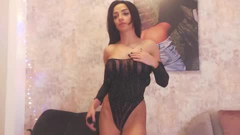 Snapshot of erikabeee1 chatting on February 2025 06:54:01 AM Erikabeee online show from February 2025 06:54:01 AM