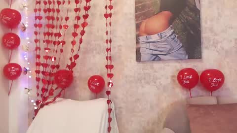 Snapshot of erikabeee1 chatting on February 2025 10:11:02 AM Erikabeee online show from February 2025 10:11:02 AM