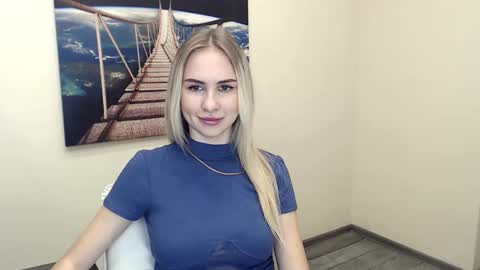 Snapshot of erikagavin chatting on December 2024 12:40:02 PM Erika online show from December 2024 12:40:02 PM