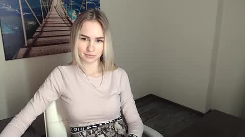 Snapshot of erikagavin chatting on December 2024 06:55:01 PM Erika online show from December 2024 06:55:01 PM