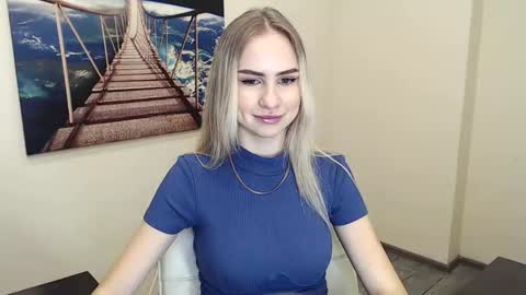 Snapshot of erikagavin chatting on December 2024 12:22:01 PM Erika online show from December 2024 12:22:01 PM