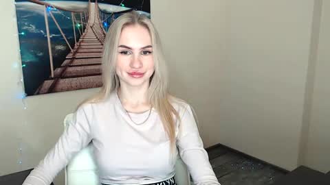 Snapshot of erikagavin chatting on January 2025 01:25:02 PM Erika online show from January 2025 01:25:02 PM