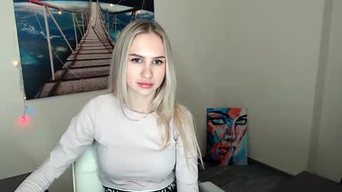 Snapshot of erikagavin chatting on February 2025 04:20:02 PM Erika online show from February 2025 04:20:02 PM