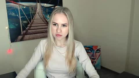 Snapshot of erikagavin chatting on March 2025 01:28:02 PM Erika online show from March 2025 01:28:02 PM