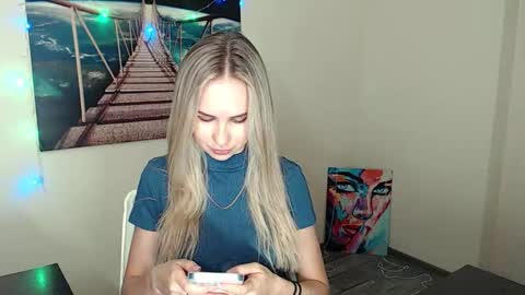 Snapshot of erikagavin chatting on September 2025 11:44:02 AM Erika online show from September 2025 11:44:02 AM