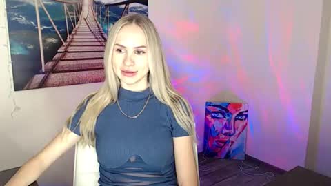 Snapshot of erikagavin chatting on October 2025 11:42:02 AM Erika online show from October 2025 11:42:02 AM