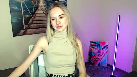 Erika online show from February 2026 01:05:02 PM