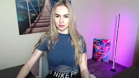 Snapshot of erikagavin chatting on May 2026 11:52:02 AM Erika online show from May 2026 11:52:02 AM