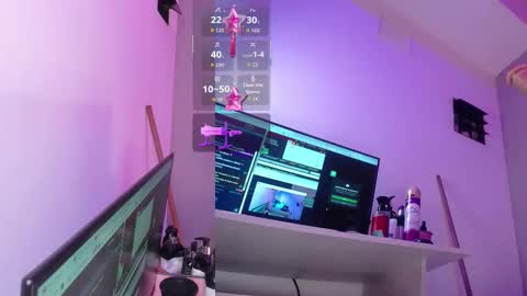 Snapshot of erikamontiel__ chatting on November 2025 10:09:01 PM Erika online show from November 2025 10:09:01 PM