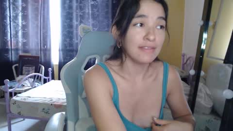 erina_1 online show from October 2025 05:14:02 PM