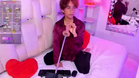 Eriol online show from November 2025 08:52:01 PM