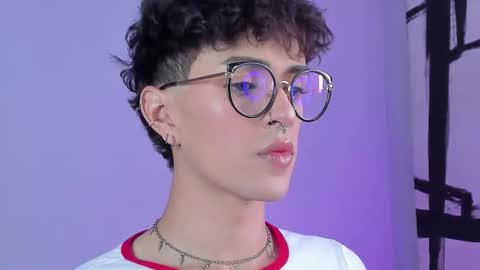   online show from November 2025 01:24:03 PM