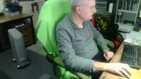 ernello online show from November 2025 06:34:02 AM