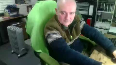 ernello online show from December 2025 10:26:01 PM